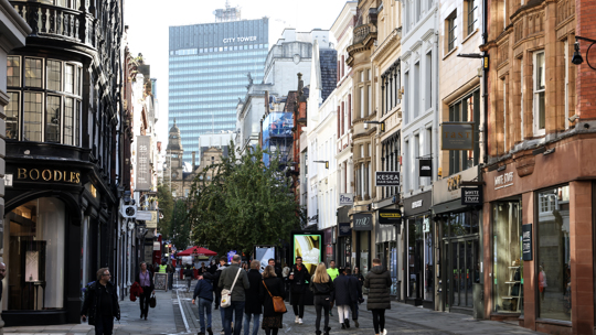 0095ABNM1359AVIVA131022